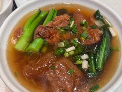 -香港新发烧腊茶餐厅(水围店)