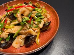 -金太阳海鲜烧烤·本地人餐厅(星海公园店)