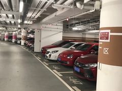 -兴业太古汇·停车场