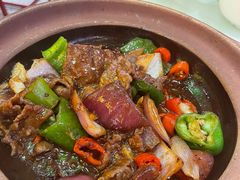 黑椒烧汁啫牛煲-赵财财·肠粉·煲仔饭(华润万象城店)