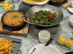 -小菜园新徽菜(宜兴八佰伴店)