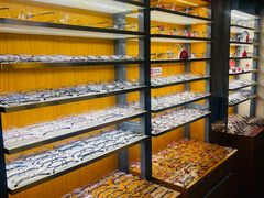 -优医视平价眼镜蔡司依视路折扣工厂店(十里堡店)