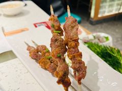 -三人行骨头王火锅(长寿店)