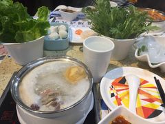 -魔法帽酱料牛肉小火锅(米兰店)