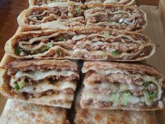 -虹海圣肉饼店家常菜馆