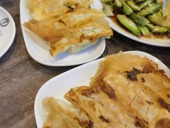 -今鲜源酒店·海鲜锅贴青岛菜(新湛路店)