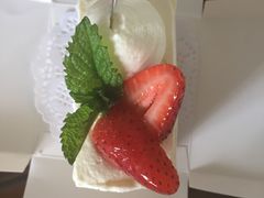 -花花卷卷·鲜食蛋糕(静安久光百货店)