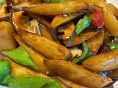 -东北本家小厨(海甸三东路店)