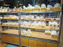 面包甜点陈列柜-苹果花园(乳山路店)