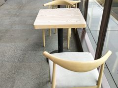 -蜜蜂小象·榴莲千层蛋糕(时代汇11栋店)
