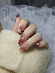 -UN·桃喜日系美睫美甲