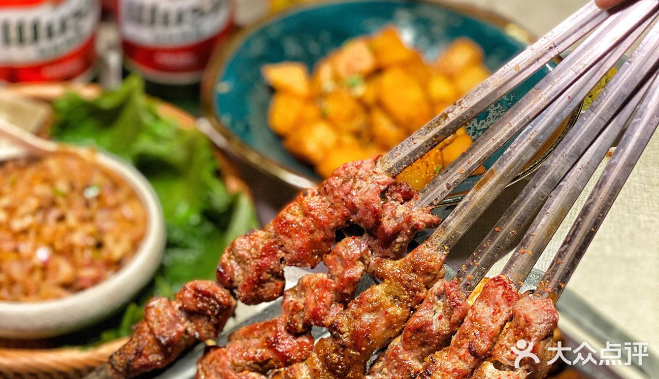 看球撸串还得是耶里夏丽！