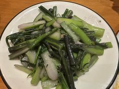 -莲餐厅·湖北菜·潜江小龙虾店(愚园路店)