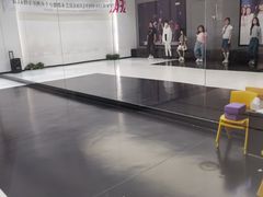 -潮童星少儿形体模特童模培训(上城校区)