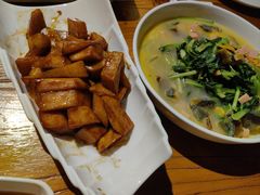 -金枝玉叶上海人家食府(三里河店)