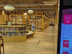 -漕河泾街道图书馆(漕河泾社区文化活动中心店)