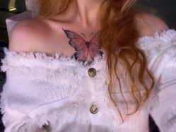 -鳌首刺青纹身 穿孔饰品店