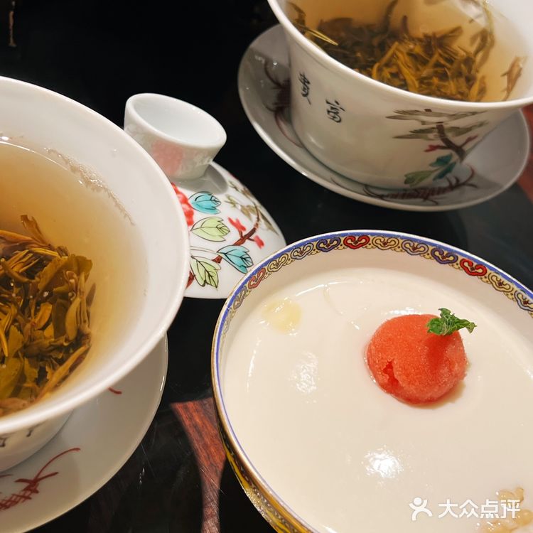 来一顿宫廷茶点，老北京富华斋的白皮起酥真不错
