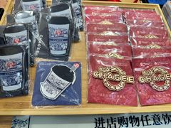 -霸王茶姬(清镇三角花园店)
