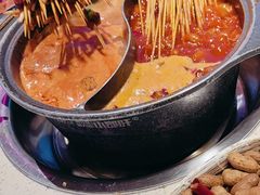 -钢管厂五区小郡肝串串香(蜀都万达店)