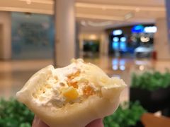 -蜜蜂小象·榴莲千层蛋糕(时代汇11栋店)