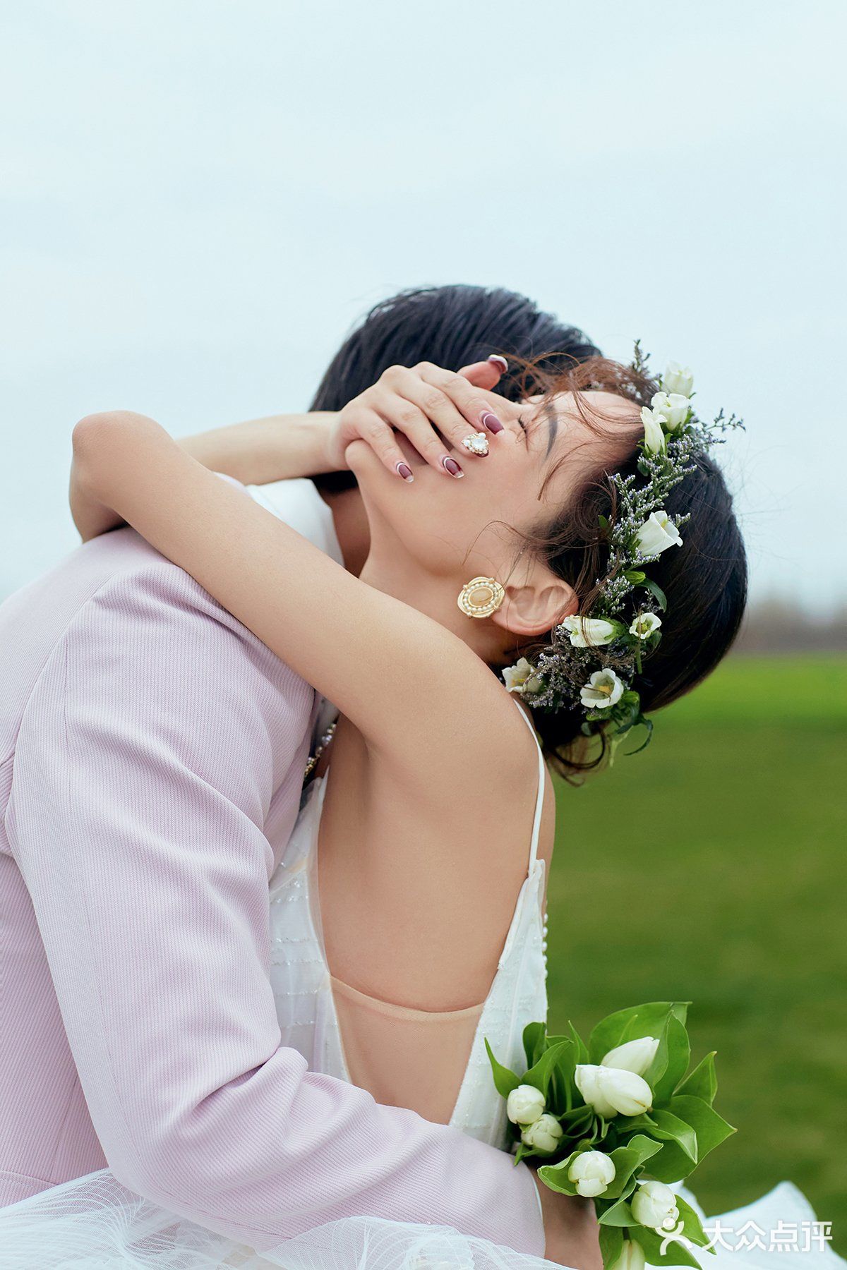 清新甜蜜的森系婚纱照