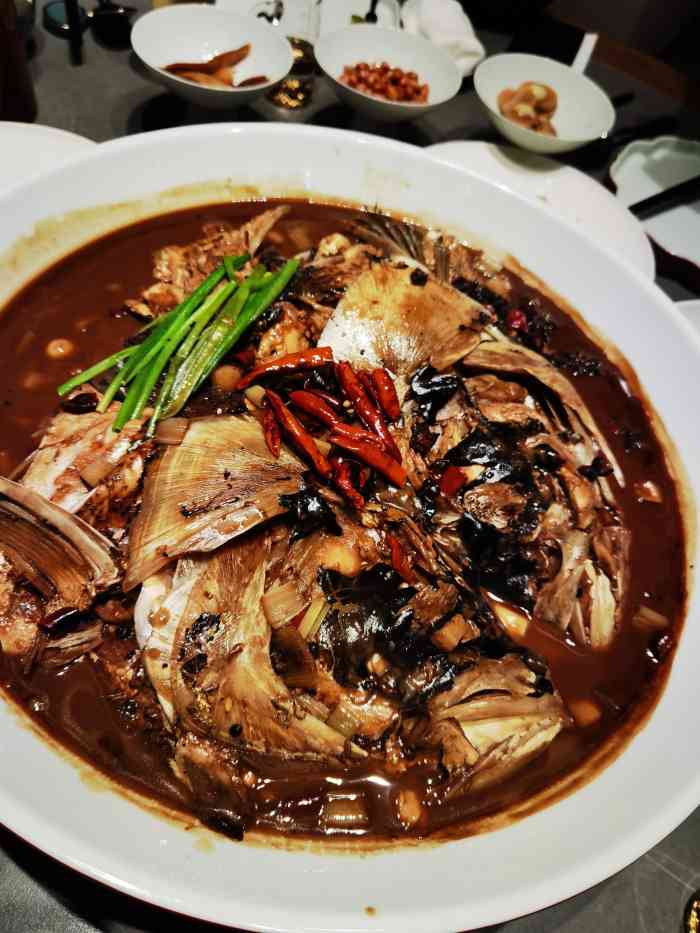 旺顺阁鱼头泡饼(奥体店)-"家里人多出来一起吃饭就来了这边～位置还挺