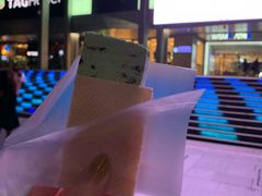 -詹爷爷乌节路街头冰淇淋