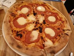 -城市大道红炉披萨烘焙坊