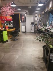 -时尚殿堂明星门店