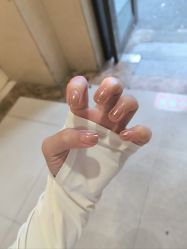 -孔雀手美甲美睫护理