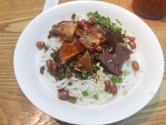 -牛八宝桂林米粉(八里庄店)