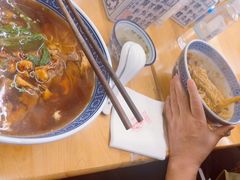 -沪西老弄堂面馆(定西路店)