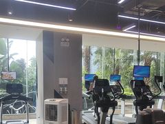-威克健身游泳(万菱汇店)
