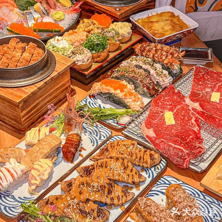 朋友们！成都终于也有油豆腐寿司了🍣好好吃