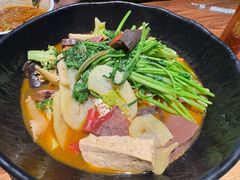 -万记麻辣烫国展总店