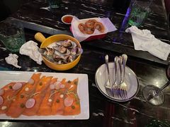 -大连君悦酒店 · VIVA(星海广场店)