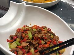 -艳阳天(万达广场红标店)