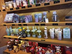 零售区-星巴克臻选(宁波天一广场店)