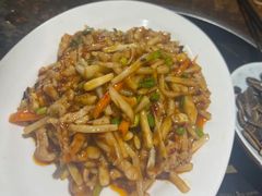 鱼香肉丝-文记沸腾鱼(永安路总店)