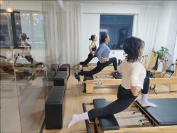 -馨媛瑜伽普拉提