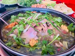 -镇雄酸汤猪脚(钻石广场分店)