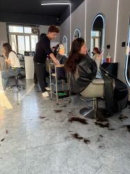 -VV盛妆Hair烫染造型沙龙