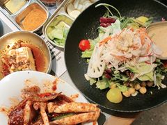 -草家酱蟹炭火烤肉店(珲春南路一店)