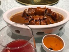 烧鹅-锦庐道地川菜(来福士店)