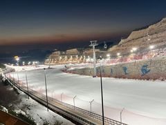 -采薇庄园四季滑雪场