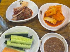 -喇喇排骨火锅·传统韩式脊骨汤(望京西园总店)