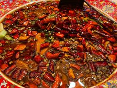 毛血旺-八府香鸭·啫啫煲(华山路店)