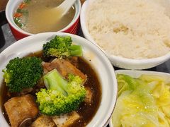 -贯一台湾牛肉面(八一七中路店)
