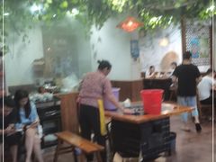 大堂-三里屯土灶炖公鸡地锅鸡(江东店)
